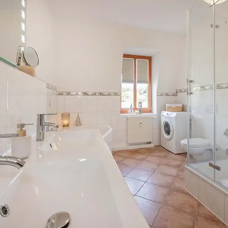Apartament Kaisers Vis A Vis - 07 *